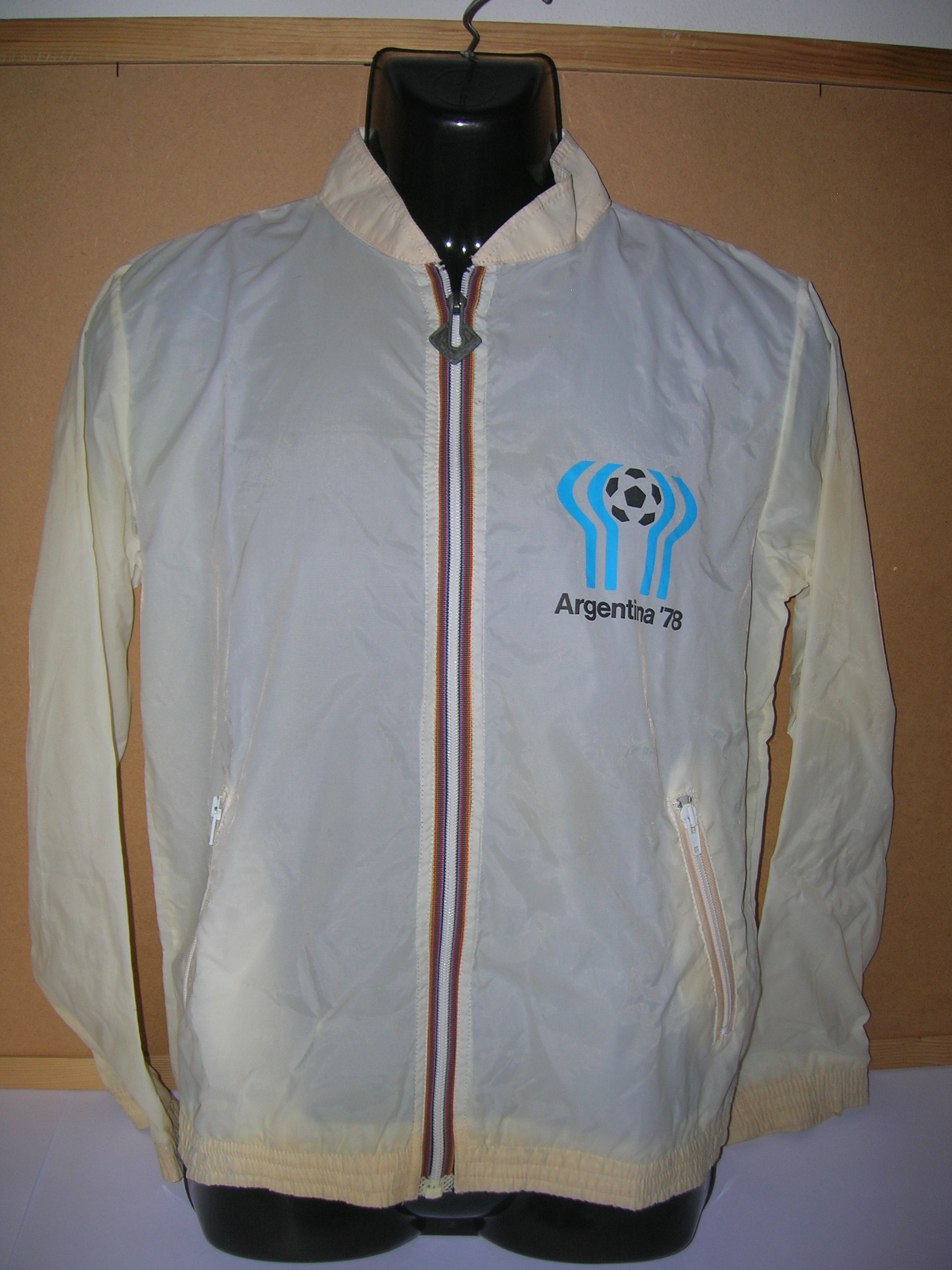 ARGENTINA 78 - 01